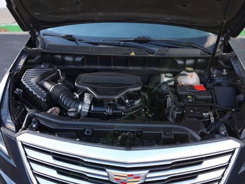 Used 2017 Cadillac XT5 Luxury w/ Driver Awareness Package AWD/4WD image 55