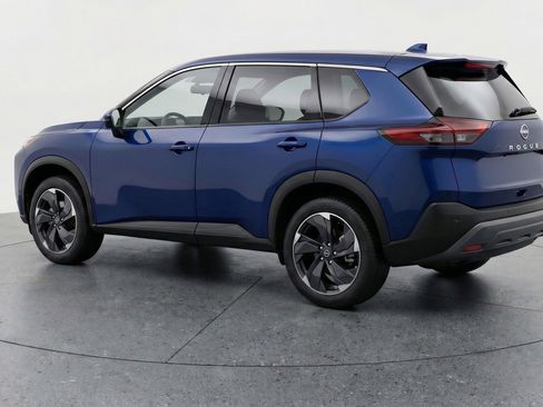 Used 2025 Nissan Rogue SV image 6