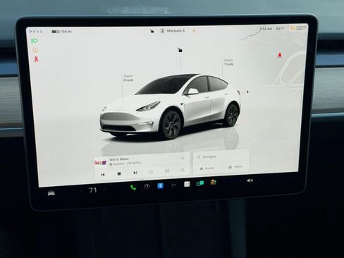 Used 2024 Tesla Model Y Long Range image 26