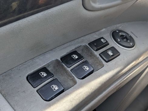 Used 2007 Hyundai Santa Fe SE FWD image 24