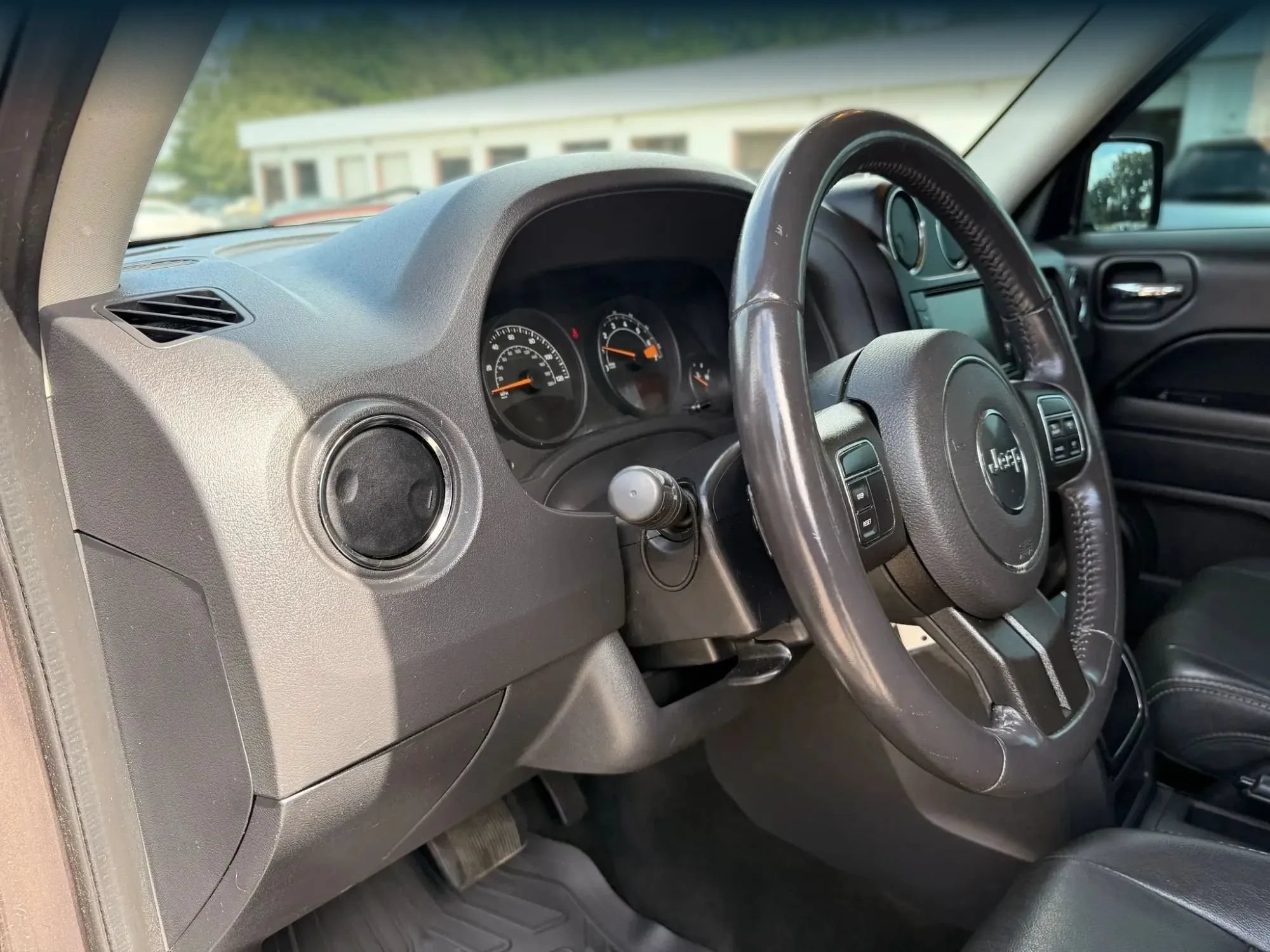 Used 2017 Jeep Patriot High Altitude AWD/4WD image 17