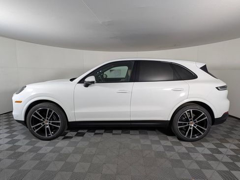 New 2026 Porsche Cayenne image 2
