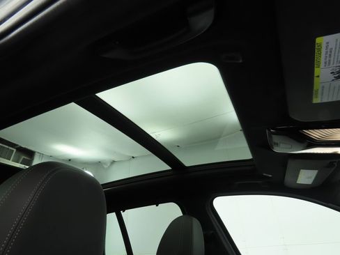 Used 2023 BMW X3 M40i image 17