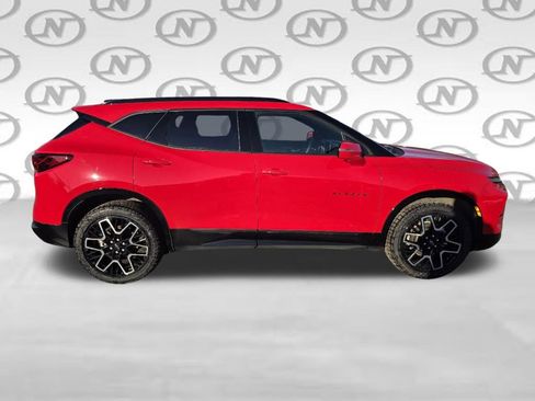 Used 2023 Chevrolet Blazer RS w/ Driver Confidence II Package AWD/4WD image 17
