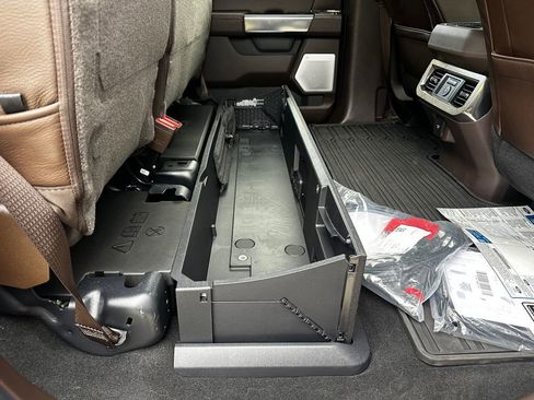 New 2025 Ford F250 King Ranch w/ Chrome Package image 58