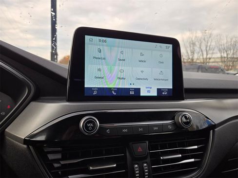 Used 2023 Ford Escape AWD image 15