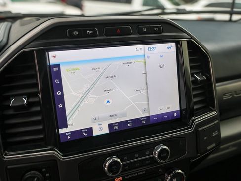 Used 2022 Ford F350 Limited image 16