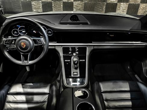 Used 2018 Porsche Panamera 4 AWD/4WD image 16