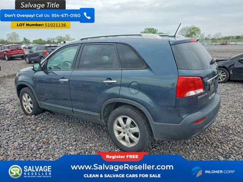 Used 2011 Kia Sorento LX FWD image 3