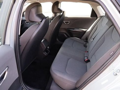 Used 2025 Kia K4 FWD image 9
