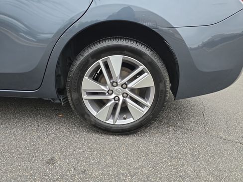 Used 2014 Toyota Corolla LE image 34