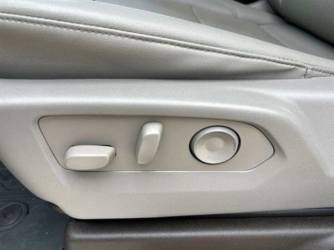 Certified 2023 GMC Sierra 1500 SLT w/ SLT Premium Package image 28