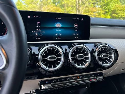 Used 2020 Mercedes-Benz CLA 250 image 39