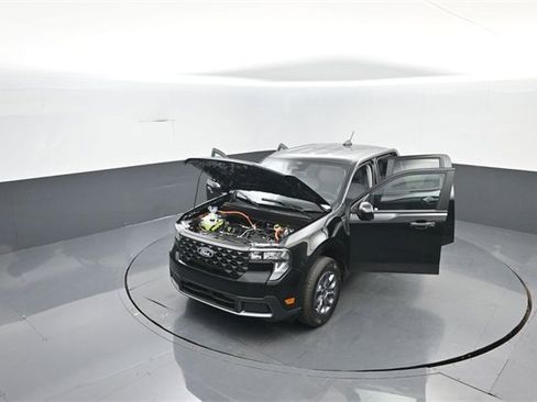New 2026 Ford Maverick XLT w/ XLT Luxury Package image 33