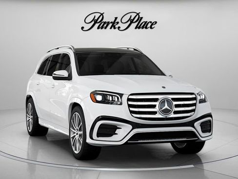 New 2026 Mercedes-Benz GLS 450 4MATIC image 32