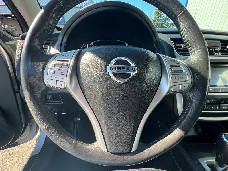 Used 2017 Nissan Altima 2.5 SV FWD image 30