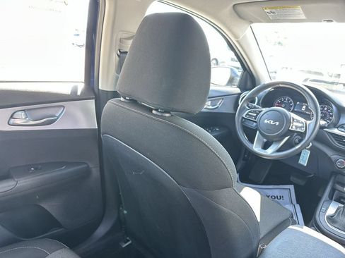 Used 2024 Kia Forte LXS FWD image 15