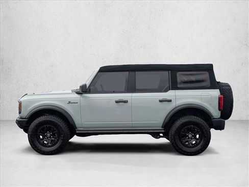 Certified 2023 Ford Bronco Big Bend w/ Sasquatch Package AWD/4WD image 9