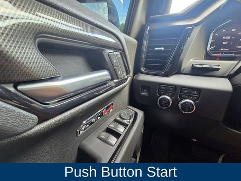 Used 2025 GMC Sierra 1500 AT4 w/ AT4 Premium Package AWD/4WD image 19
