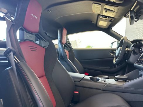 Used 2026 Nissan Z NISMO w/ Floor Mat Package RWD image 19