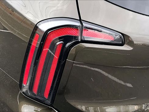 Used 2023 Kia Telluride SX image 28