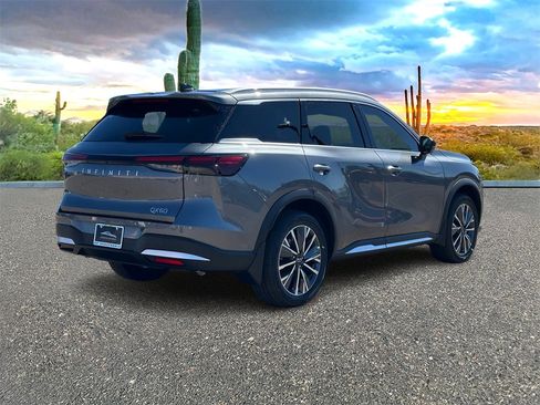 New 2026 INFINITI QX60 Luxe image 4