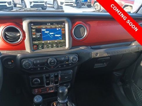 Certified 2019 Jeep Wrangler Unlimited Rubicon w/ Dual Top Group image 10
