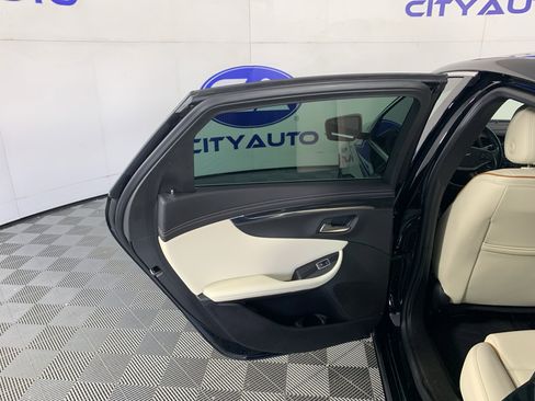 Used 2019 Chevrolet Impala Premier w/ Premier Confidence Package FWD image 29