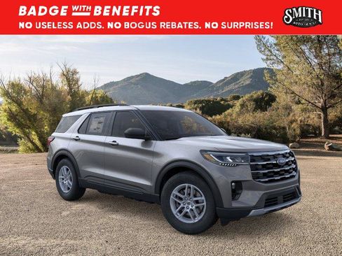 New 2026 Ford Explorer Active w/ Active Comfort Package RWD image 8