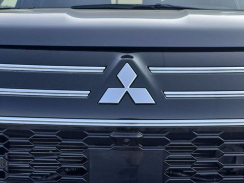 Used 2025 Mitsubishi Outlander SEL AWD/4WD image 10