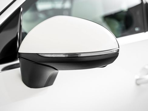 Certified 2023 Mercedes-Benz GLC 300 image 21