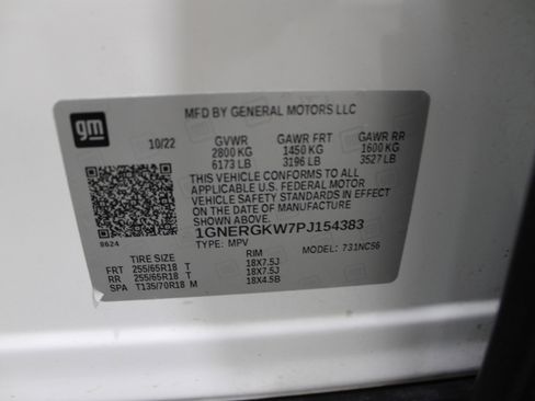 Used 2023 Chevrolet Traverse LT image 40