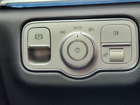 New 2025 Mercedes-Benz GLS 580 4MATIC image 23