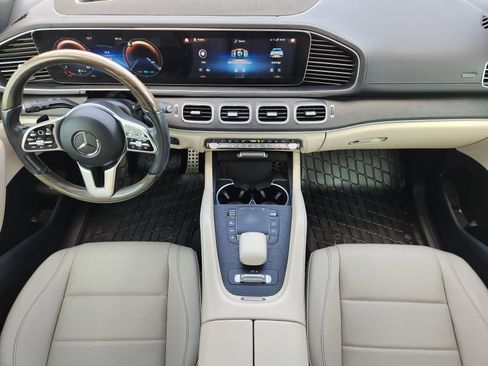 Used 2023 Mercedes-Benz GLS 450 4MATIC image 30