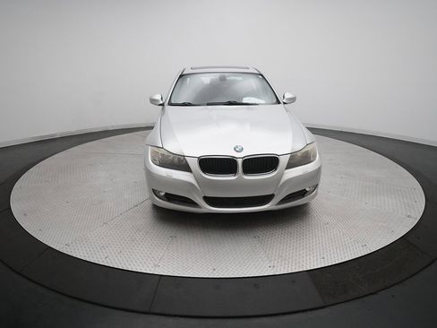Used 2009 BMW 328i xDrive Sedan image 11