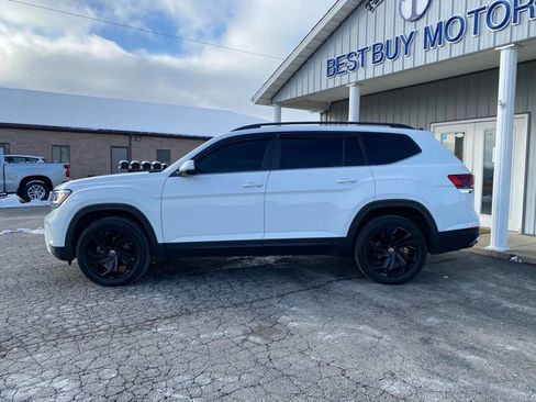 Used 2022 Volkswagen Atlas SE w/ Panoramic Sunroof Package image 4