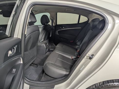 Used 2026 Genesis G70 2.5T RWD image 25