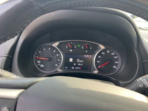 Used 2022 GMC Terrain SLT w/ Infotainment Package II image 6