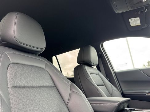 Used 2026 Chevrolet Equinox LT w/ Convenience Package II image 20