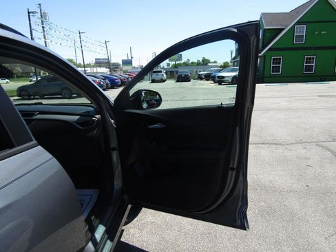 Used 2020 Buick Encore GX Select w/ Sport Touring Package FWD image 22