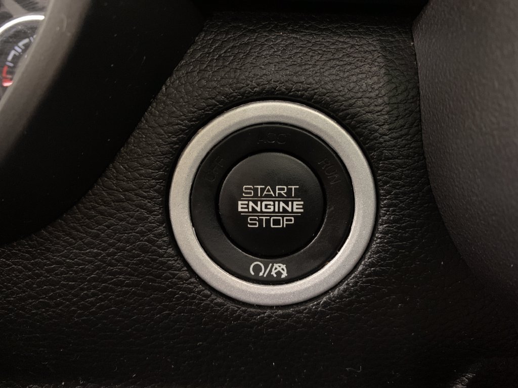 Used 2023 RAM 1500 Big Horn AWD/4WD image 25