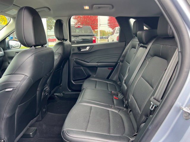 Used 2022 Ford Escape SEL w/ Technology Package AWD/4WD image 16