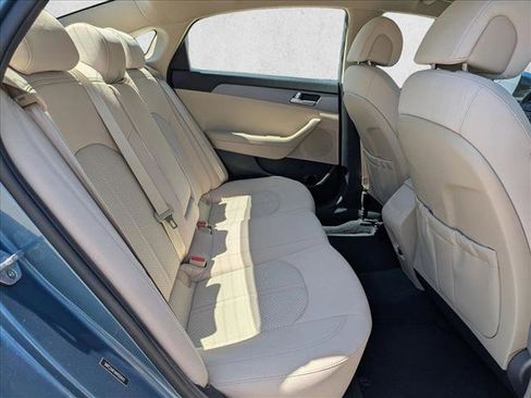 Used 2017 Hyundai Sonata SE FWD image 18