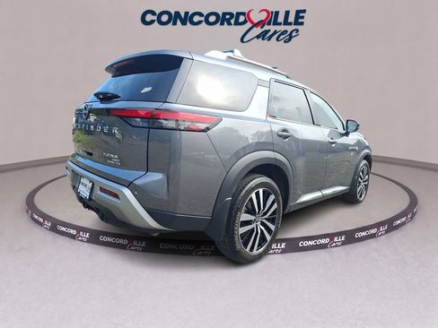 Certified 2023 Nissan Pathfinder Platinum AWD/4WD image 7