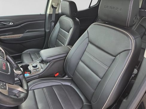 Used 2023 GMC Acadia Denali w/ Denali Technology Package AWD/4WD image 22