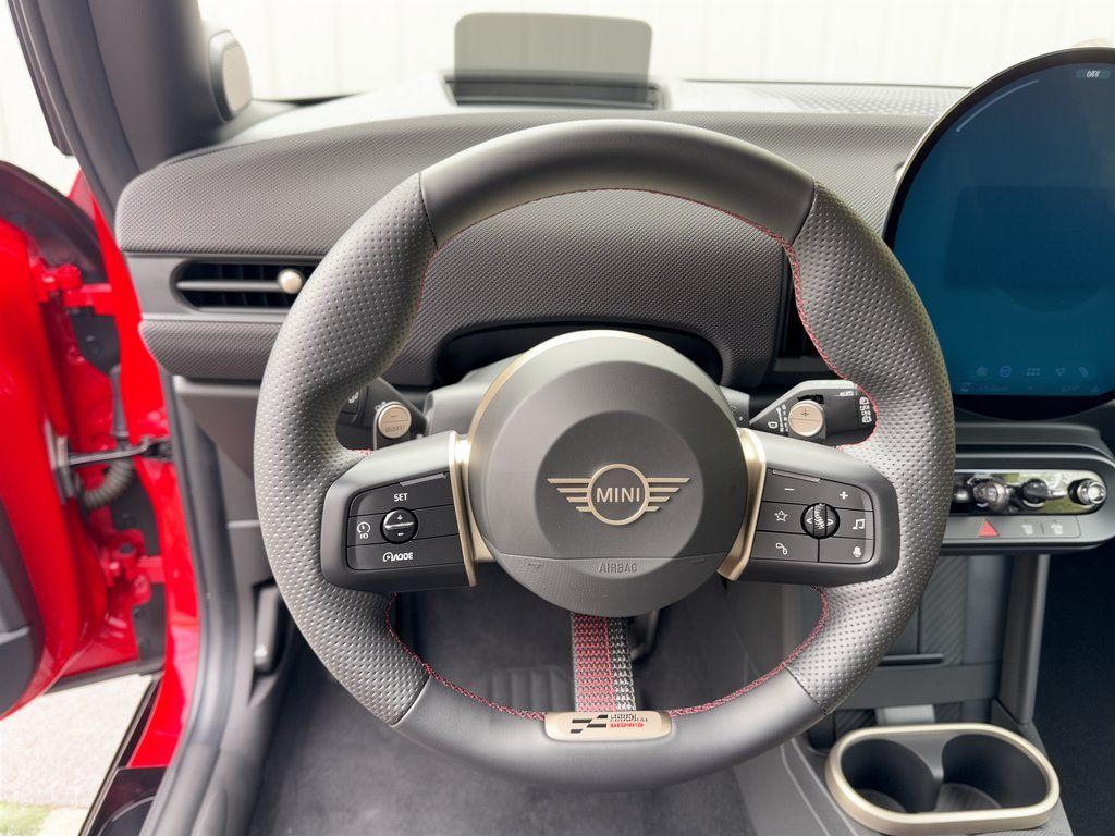 Certified 2025 MINI Cooper S FWD image 10