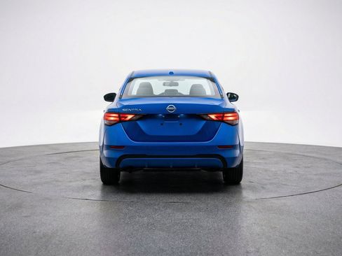 Used 2025 Nissan Sentra SV FWD image 7