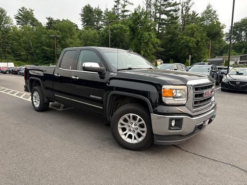 Used 2015 GMC Sierra 1500 SLE w/ SLE Value Package AWD/4WD image 12