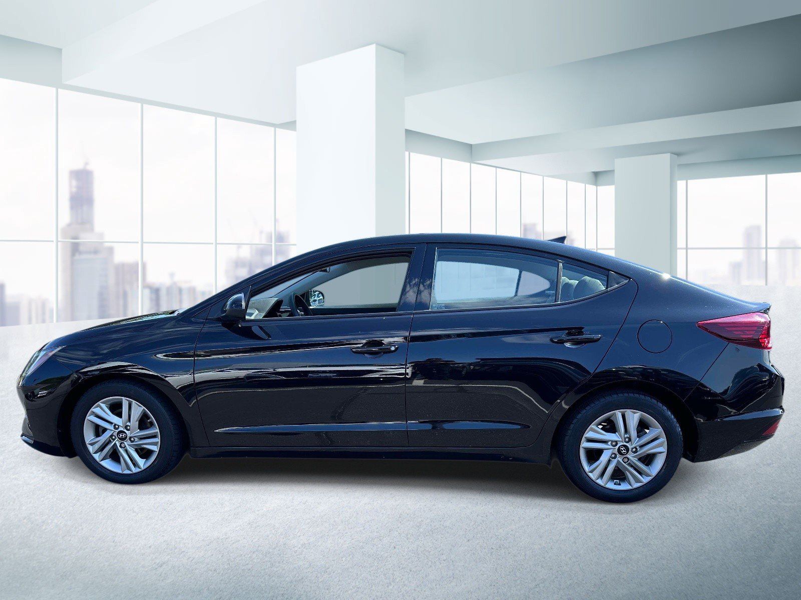 Used 2020 Hyundai Elantra SEL FWD image 2