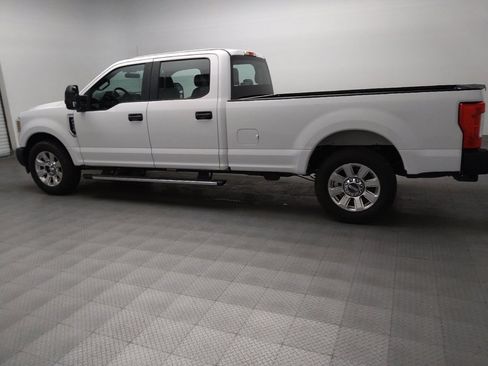 Used 2019 Ford F250 XL RWD image 3